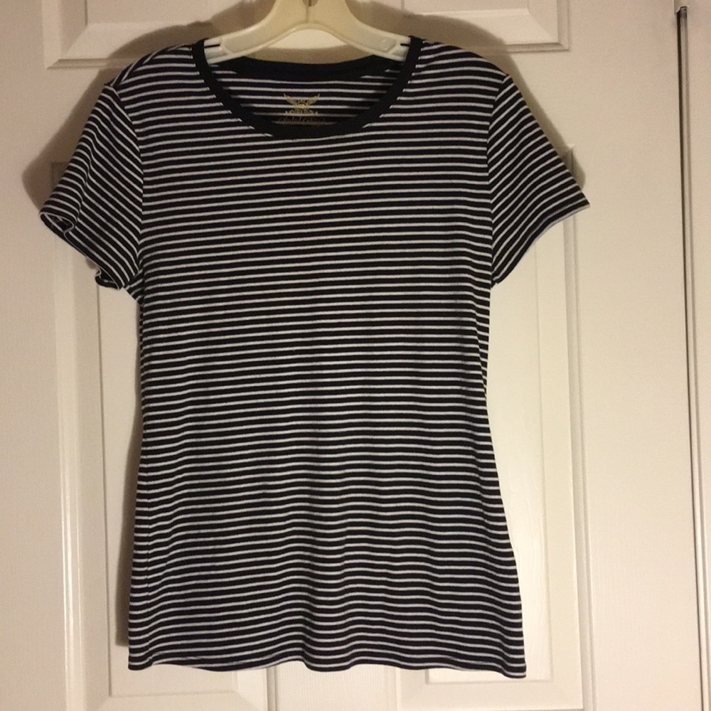Basic striped tee